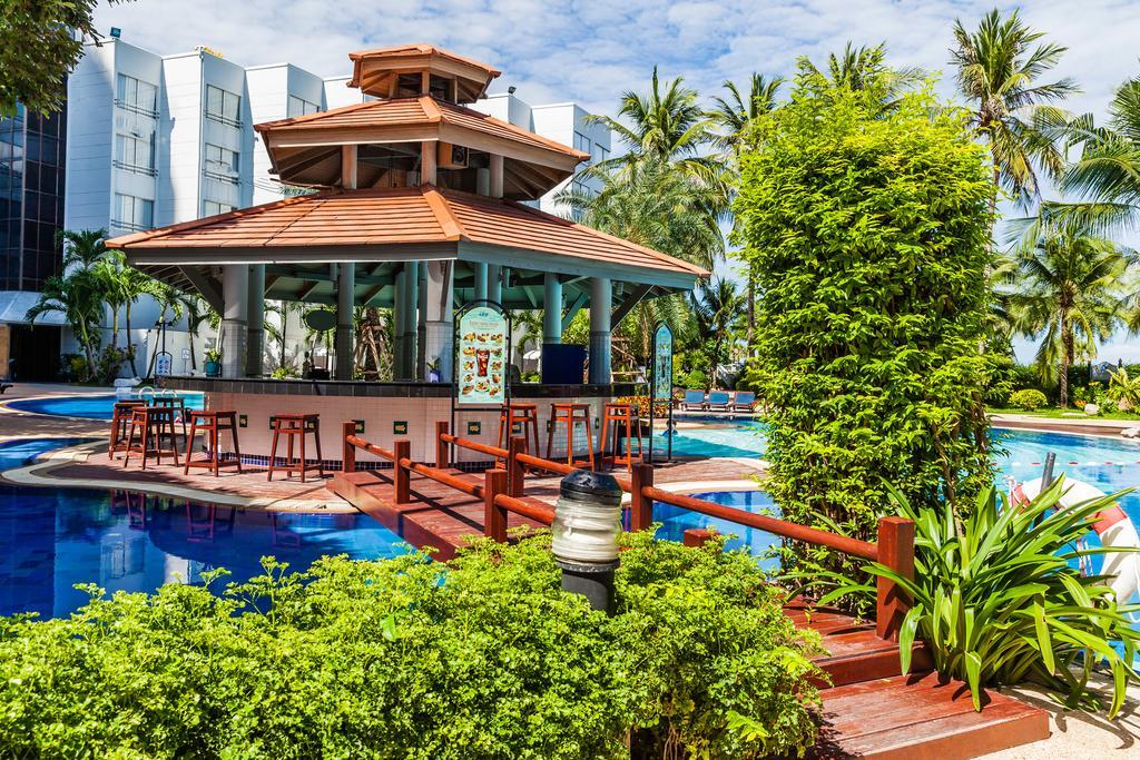 ชลจันทร์ พัทยา บีช รีสอร์ต