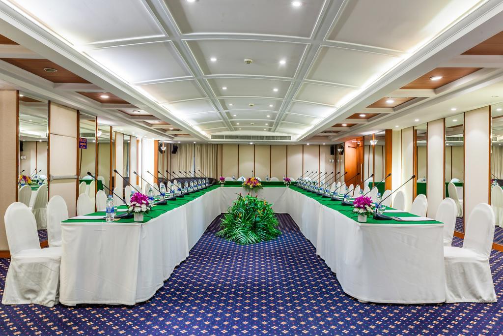 ชลจันทร์ พัทยา บีช รีสอร์ต รีสอร์ท Pattaya