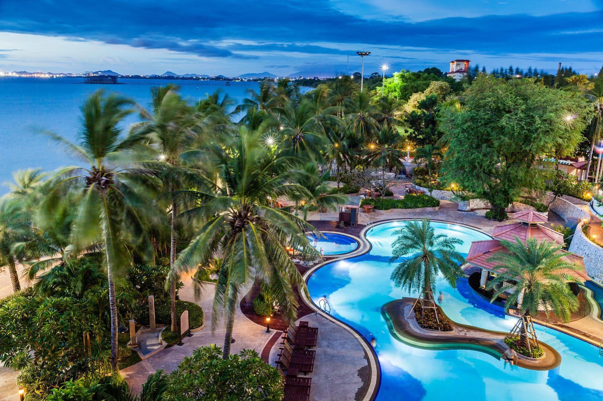 ชลจันทร์ พัทยา บีช รีสอร์ต รีสอร์ท Pattaya